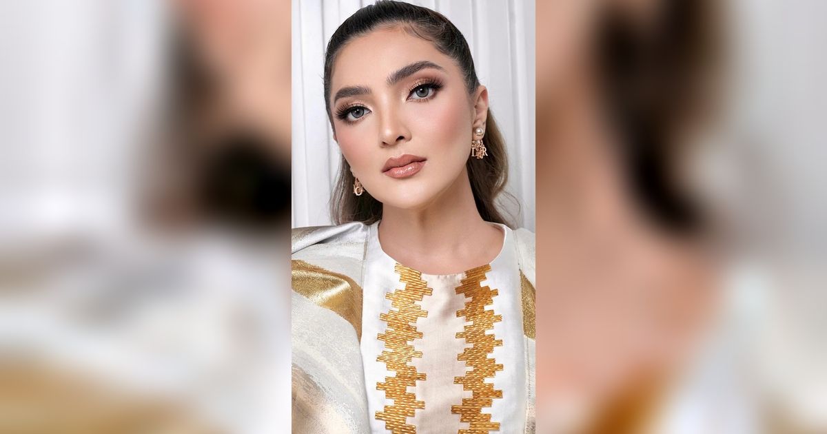 Potret Busana Glamor Ashanty Saat Hadiri Pernikahan ke BCL, Disebut 'Saingi' Pengantin