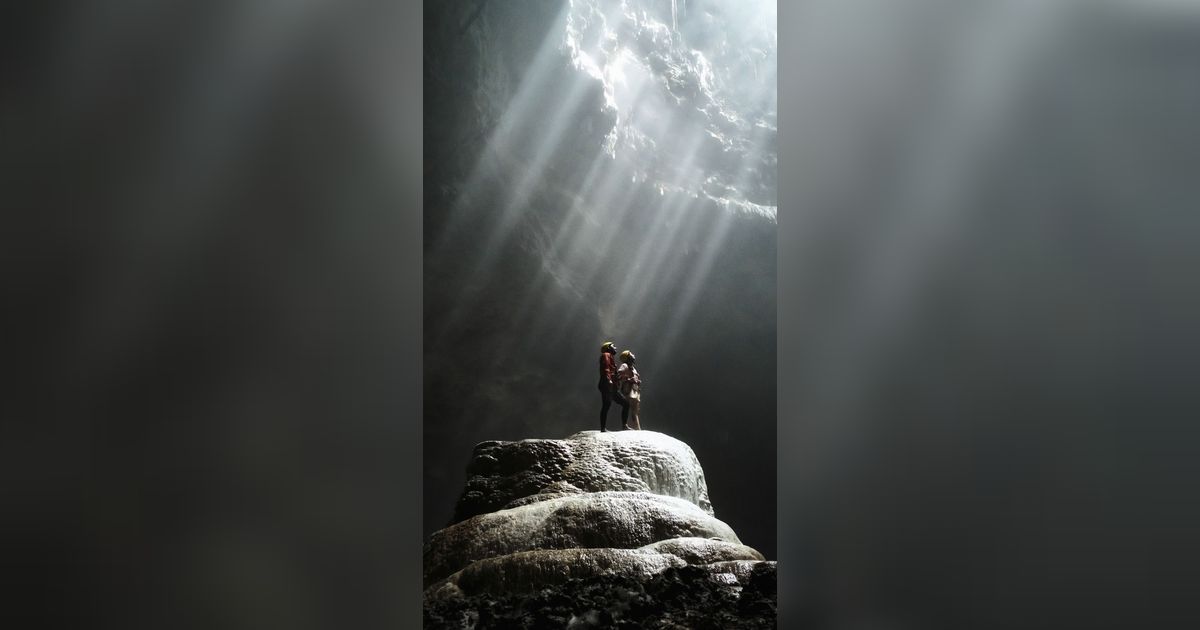 10 Wisata Gua di Indonesia, Punya Sensasi Menarik yang Tak Bisa Dilupakan