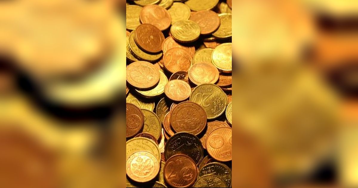 Viral Penemuan Gumpalan Koin Kuno Berusia 2.000 Tahun Seberat 5 Kg di Pakistan