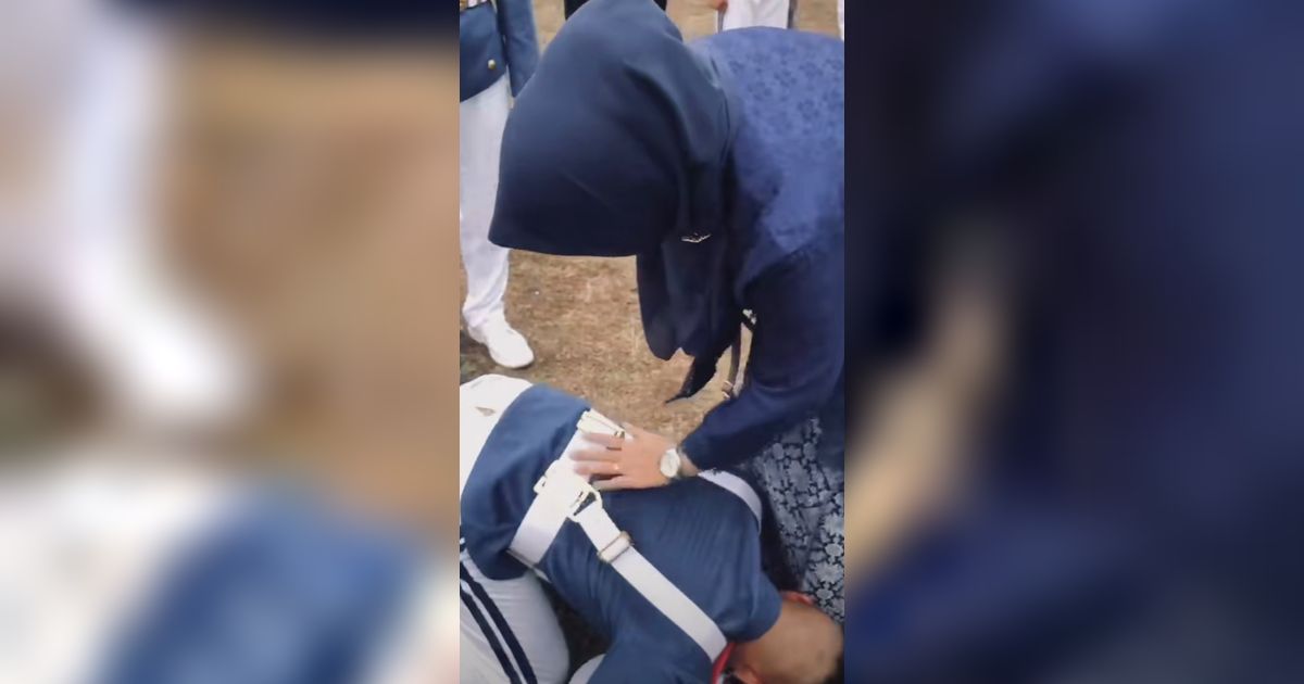 Viral Momen Taruna Cium Kaki sang Ibu saat Wisuda Jurit Akmil, Banjir Tangisan