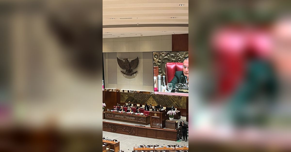 DPR Sahkan Revisi UU ITE Menjadi Undang-Undang