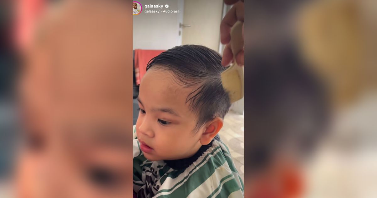 Potret Gala Sky Sudah Tidak Nangis Lagi di Potong Rambut