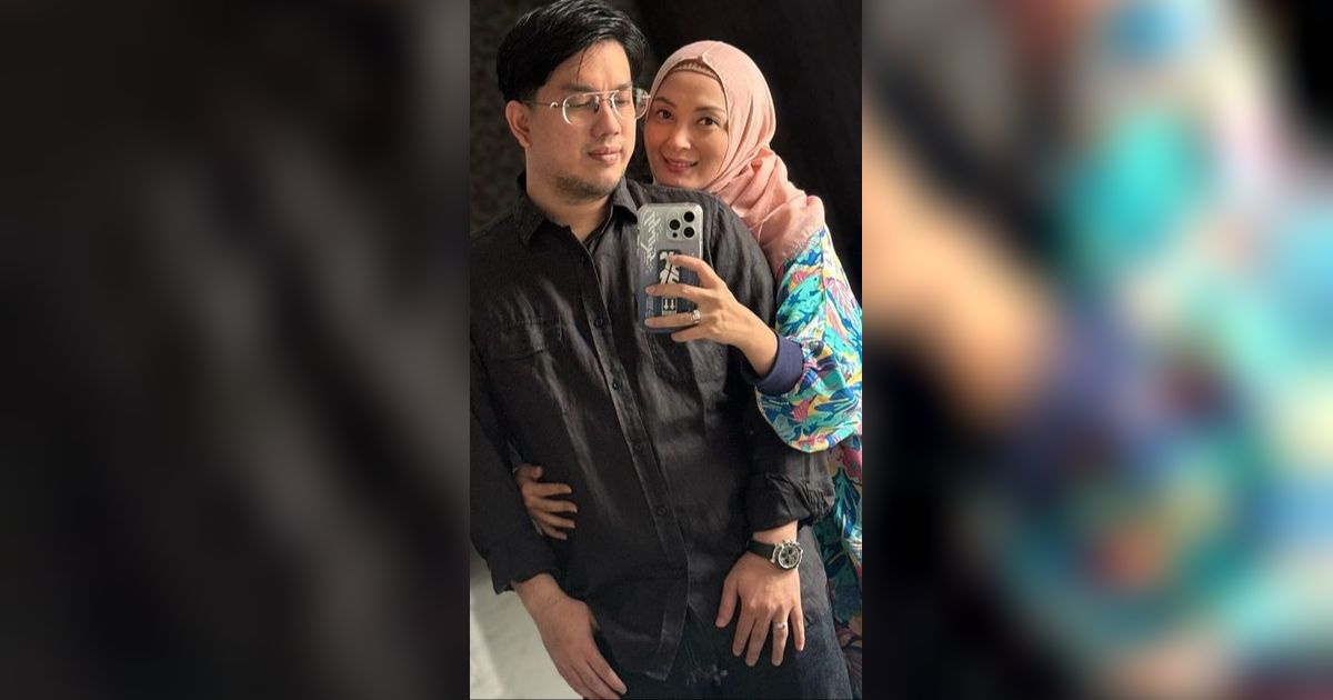 10 Potret Terbaru Della Puspita yang Kian Mantap Berhijab, Bermula Dari 'Paksaan' Suami