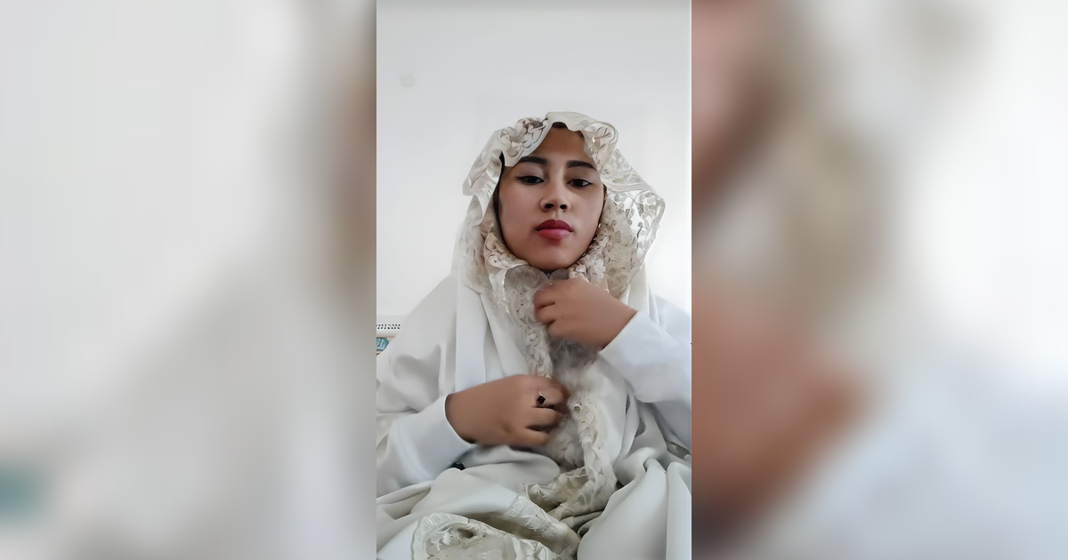 Momen Video Wanita Kebingungan Pakai Mukena Masjid, Bentuknya Unik Bikin Ngakak, Ditonton 20 Juta Kali