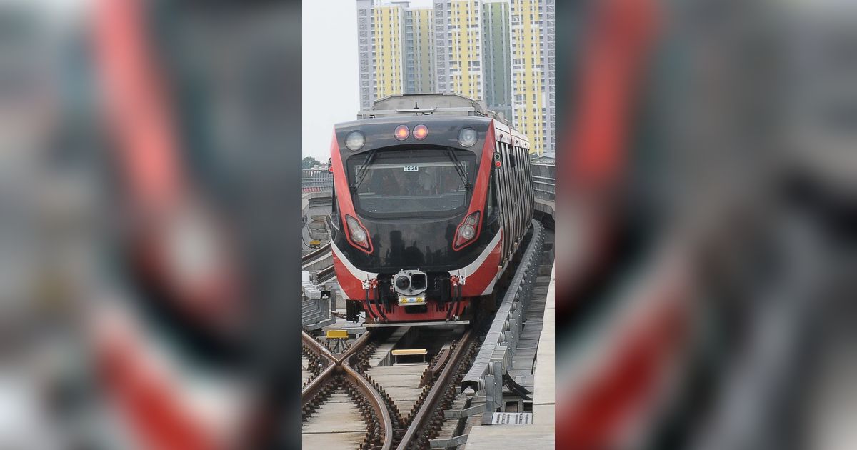 Kursi LRT Jabodebek Bolong Gara-Gara Ulah Penumpang