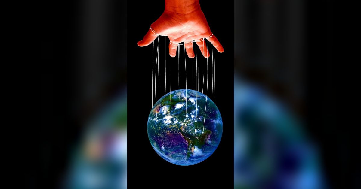10 Teori Konspirasi Gila yang Telah Dipercaya Selama Bertahun-tahun