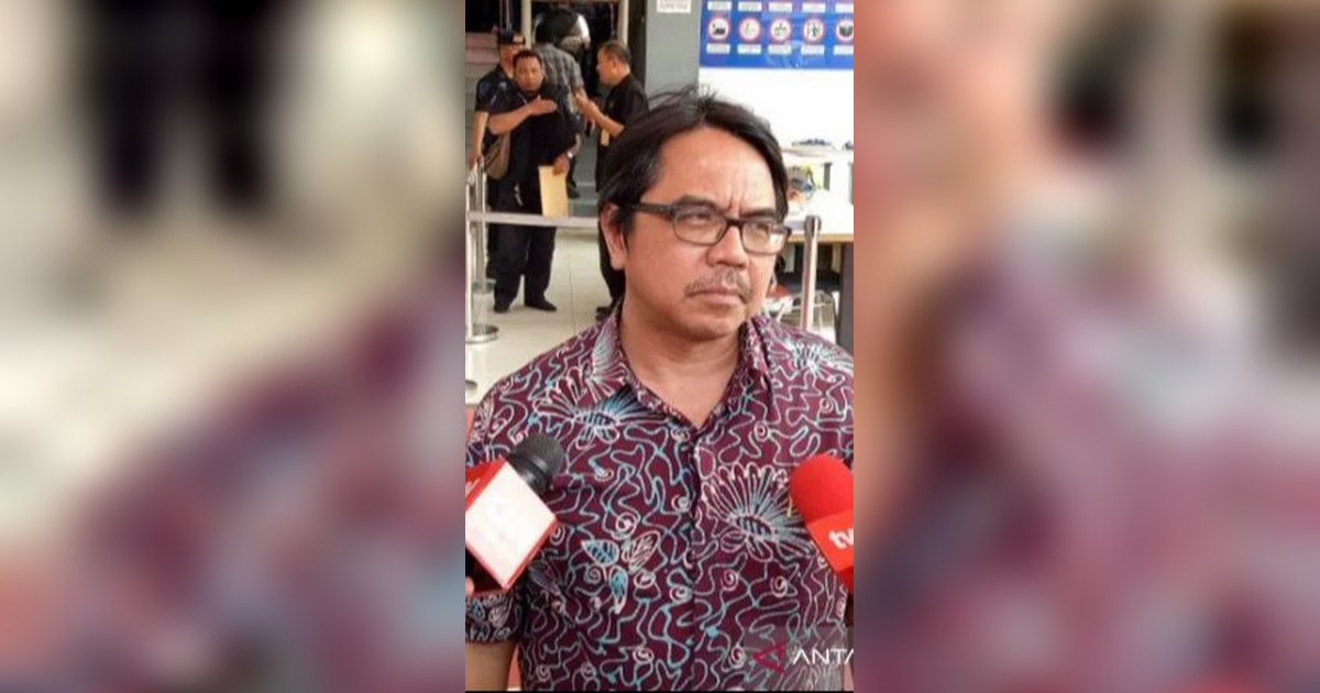 Relawan Gibran Desak Ade Armando Mundur dari PSI Buntut Ucapan Politik Dinasti di DIY