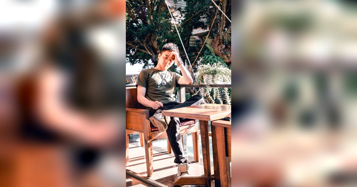 140 Kata-Kata Galau Sedih yang Menyayat Hati, Cocok Lengkapi Postinganmu di Media Sosial