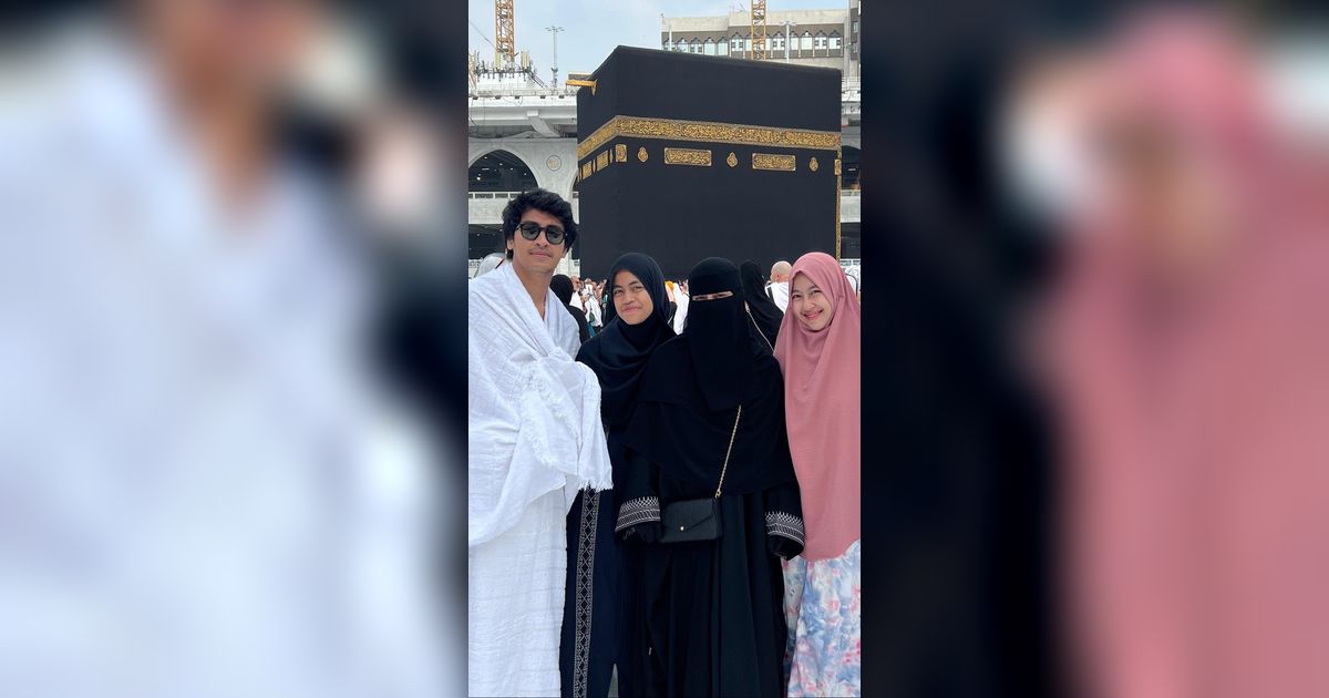 Foto-Foto Rukunnya Keempat Anak Umi Pipik, Sibling Goals Idaman