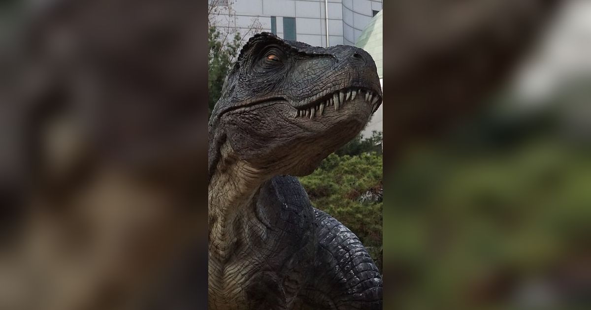 Dikira Batu Biasa, Ternyata Tersimpan 70 Butir Telur Dinosaurus dengan Total Berat 2 Ton!