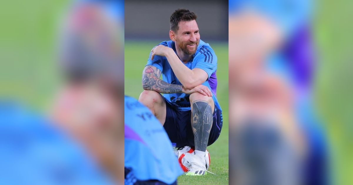 Dikabarkan Tak Ikut Tanding ke Indonesia,  Ini Momen Lionel Messi Bareng Keluarga