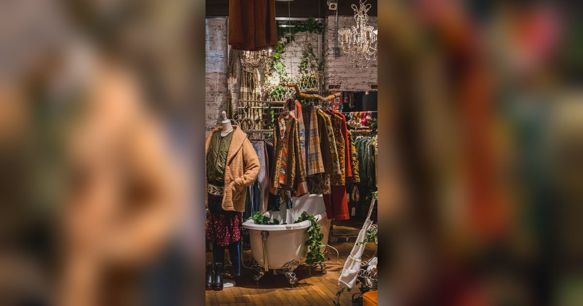 Thrifting, Sensasi Berburu Baju Bekas yang Bukan Lagi Fashion Budget Pas-Pasan