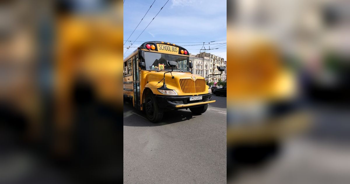 Kenapa Bus Sekolah Kebanyakan Berwarna Kuning?