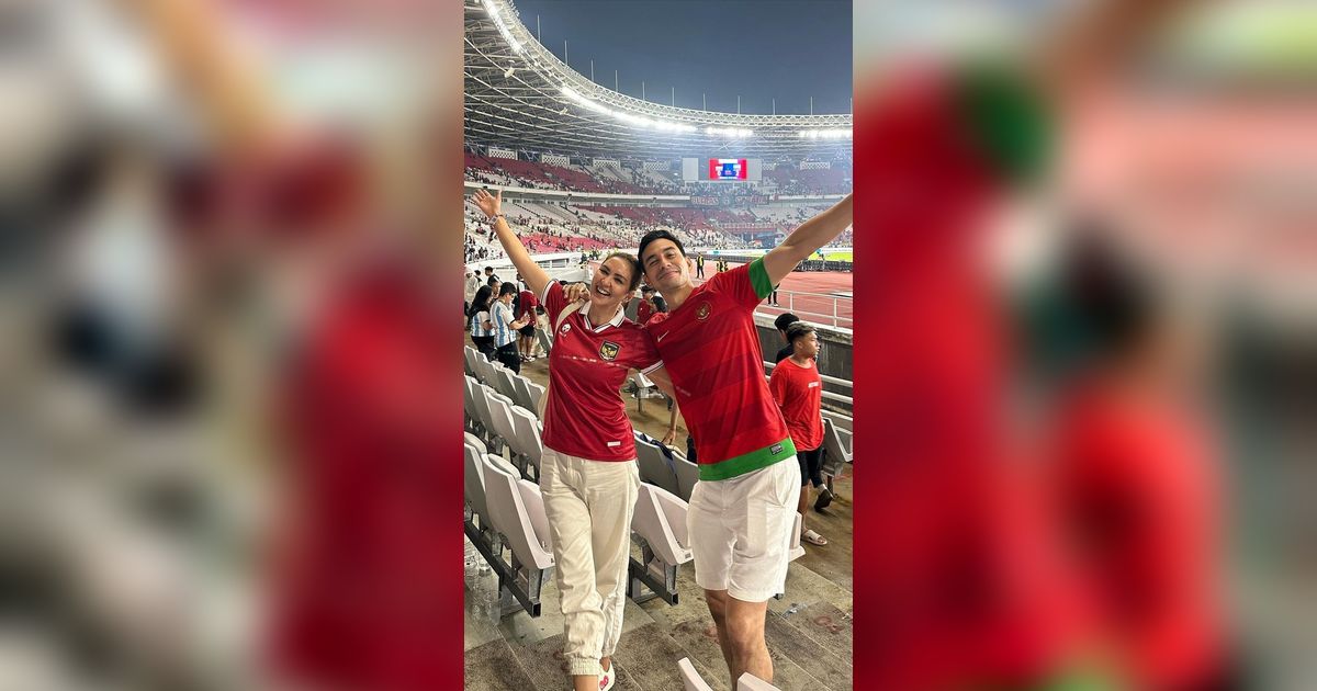 Intip Potret Keseruan Selebriti Saksikan Laga Indonesia VS Argentina, Ada yang Bareng Keluarga