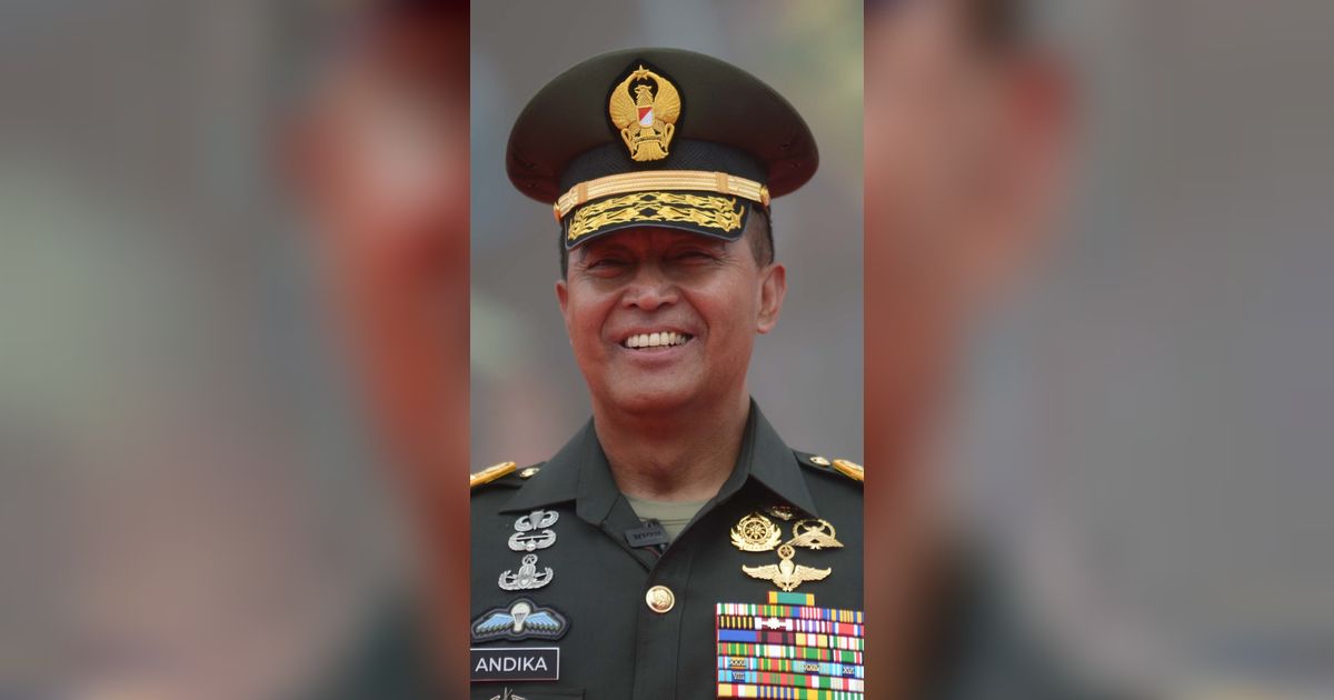 Jenderal TNI Tangkapi Prajurit Gembrot