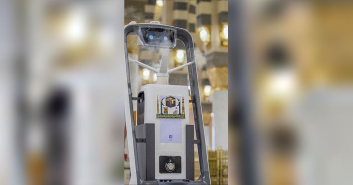 The Government of Saudi Arabia Uses AI Robots to Assist the Hajj
