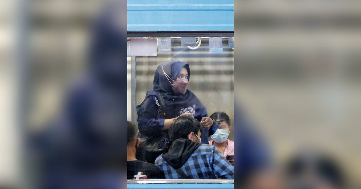 Penumpang KRL Akhirnya Bisa 'Bernapas'