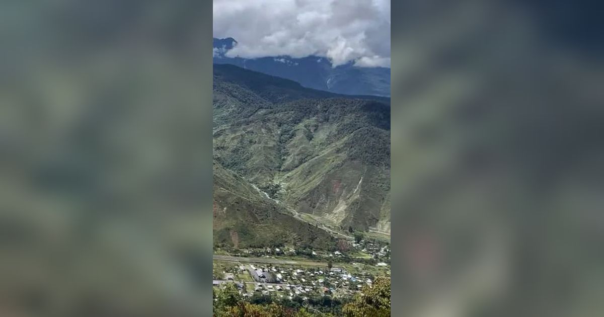 Indahnya Kota Mulia Papua Dilihat dari Pos TNI 'di Atas Langit'