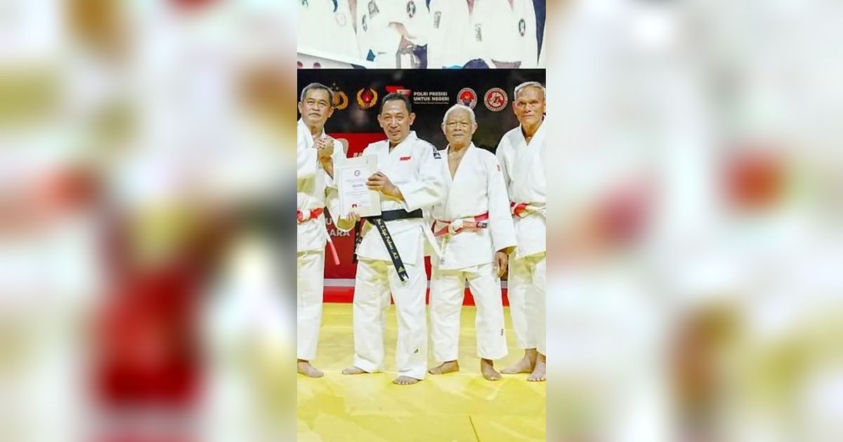 VIDEO: Aksi Kapolri Listyo Banting Lawan di Kejuaraan Judo Cup 2023