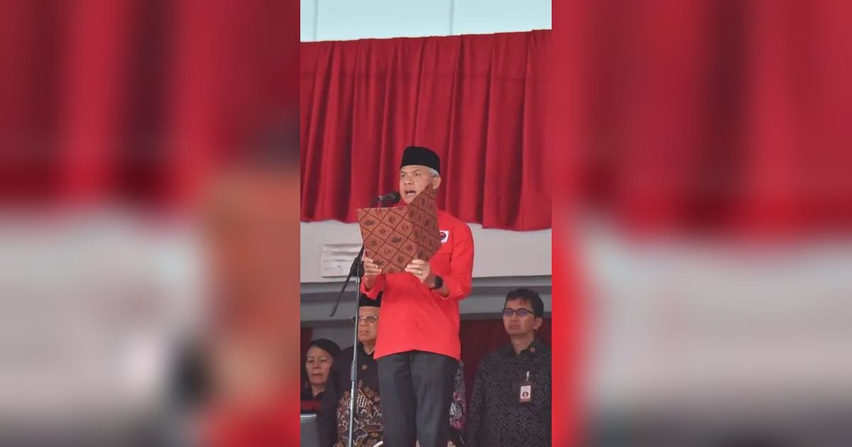 Ganjar Dorong Lulusan SMK Jadi Tenaga Kerja Terampil dan Berdaya Saing Tinggi