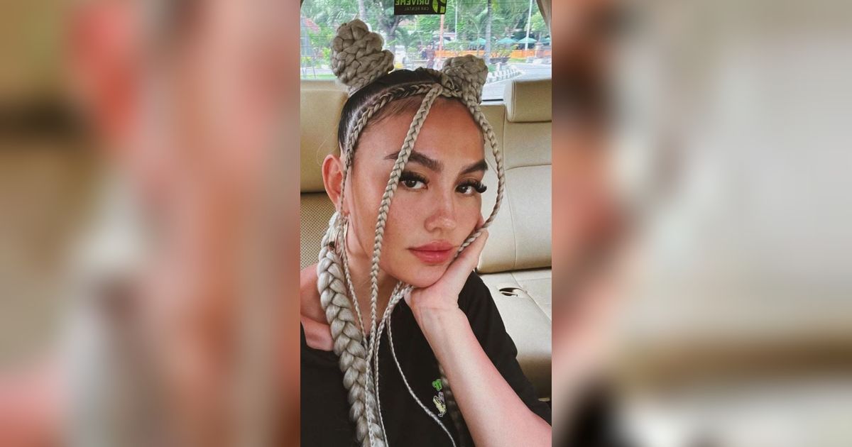 Disebut Nenek-nenek Gaya Hip Hop, Ini Potret Terbaru Agnez Mo yang Makin Stunning dengan Karier Gemilang