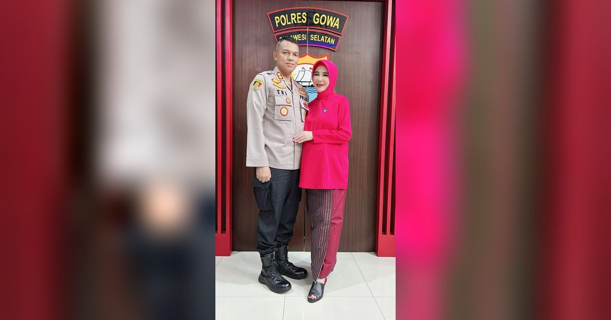 Dua Penyanyi Dangdut Beda Generasi Dinikahi Polisi, Kini Sibuk jadi Ibu Bhayangkari