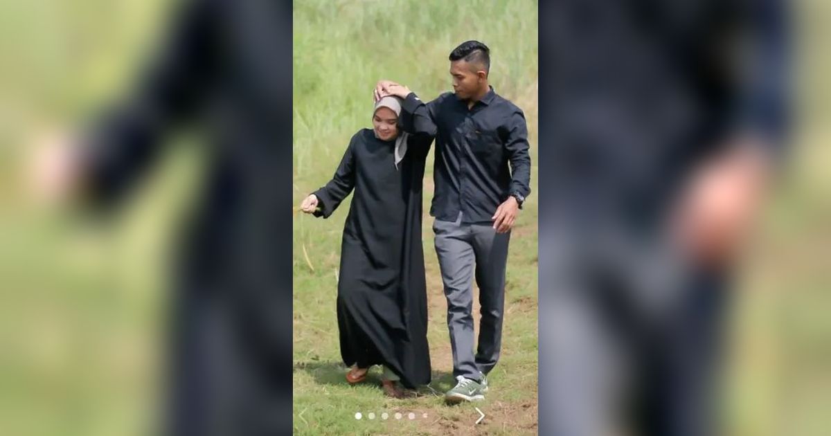 VIDEO:  Fahmi Bakar Undangan Resepsi Pernikahan dengan Anggi- Terima Kasih Atas Semua yang Diberikan