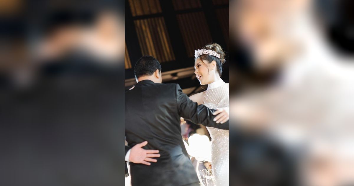 Terbaru Tina Toon, Sederet Penyanyi Ini Juga Pilih Nikah Secara Diam-Diam