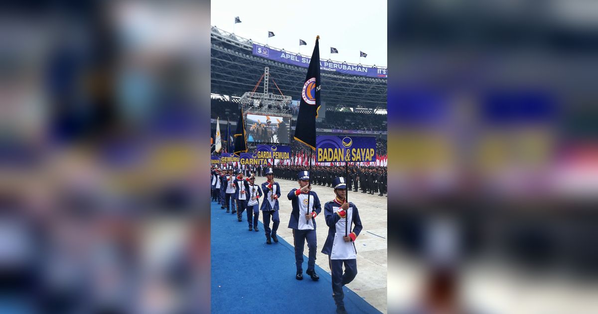 FOTO: Apel Perubahan Partai Nasdem, Kader dan Simpatisan Penuhi Stadion Gelora Bung Karno