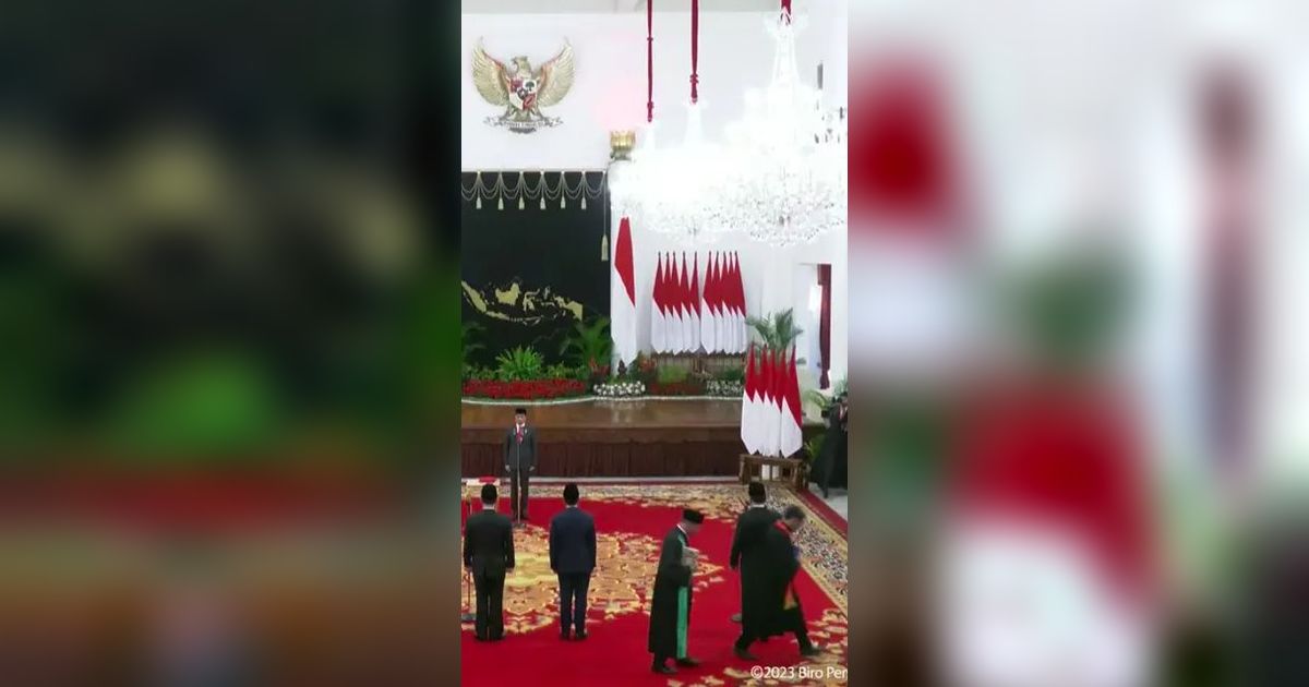 VIDEO: Jokowi Lantik Menteri & Wakil Menteri Baru di Istana, Ini Daftar Lengkapnya