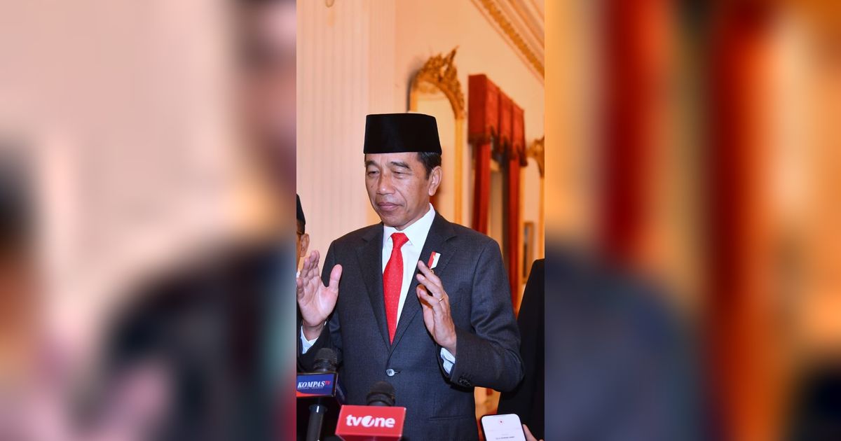 Ekspresi Datar dan Gestur Jokowi saat Ditanya soal NasDem