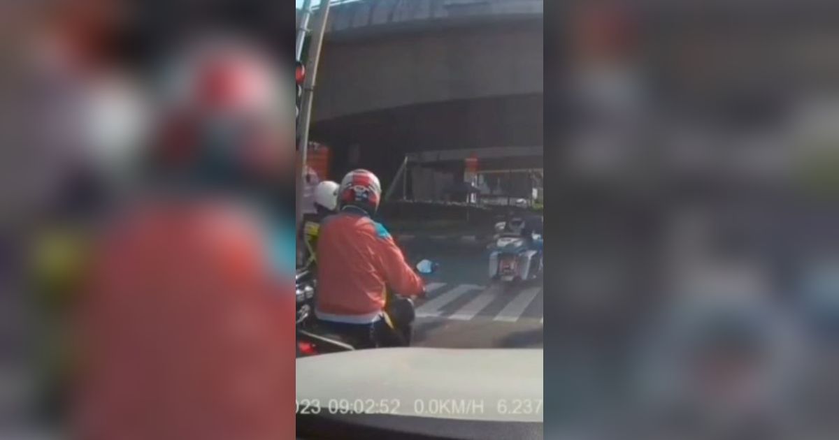 Viral Video Rombongan Moge Terobos Lampu Merah, Bikin Geram Warganet