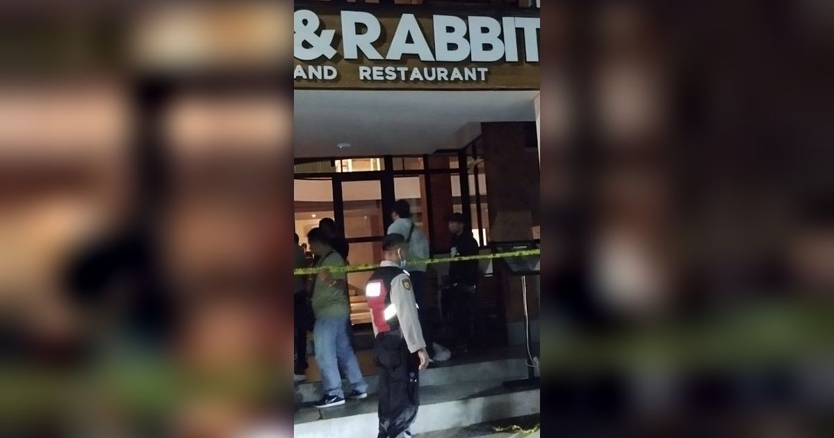 Bertengkar dalam Restoran, Bule Australia Ditusuk Teman di Bali