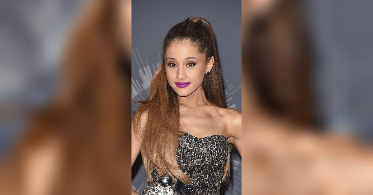 7 Lagu Ariana Grande yang Tembus 1 Miliar Play di Spotify, Mana Favoritmu?