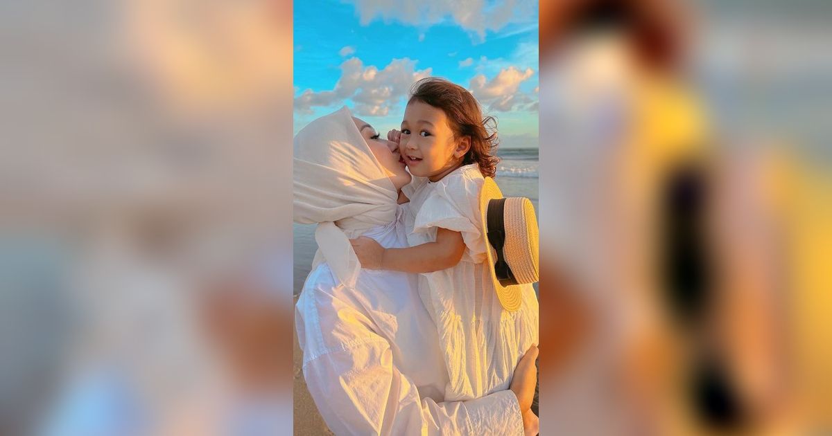 Deretan Foto Rumi Anak Dian Pelangi Liburan di Bali, Akan Menginjak 3 Tahun Posenya Cute Banget!