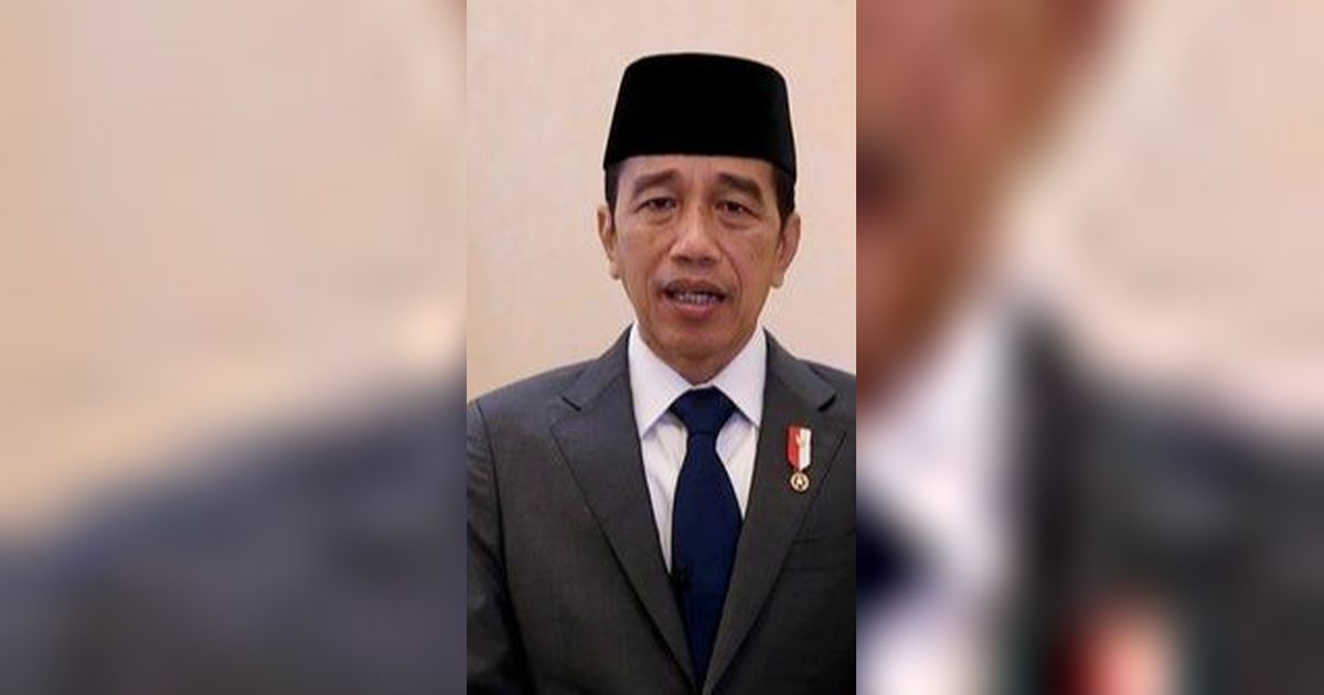 VIDEO: Detik-Detik Jokowi Sematkan Pangkat Lulusan Terbaik Akpol 2023 Anak Eks Kapolri