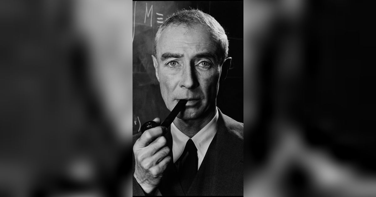 Oppenheimer Terpikat dengan Kitab Hindu Bhagavad Gita, Pernah Punya Mobil Dinamainya Garuda