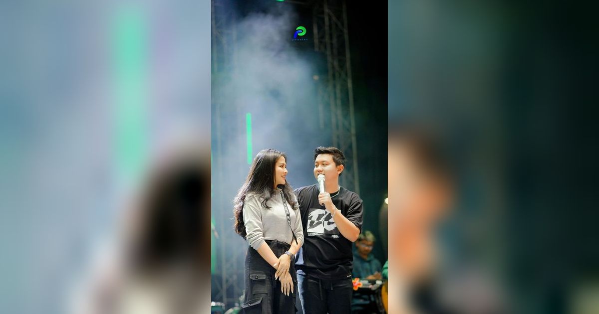 Momen Mesra Denny Caknan & Bella Bonita Bikin Baper, Netizen 'Ayo Pindah ke Mars'