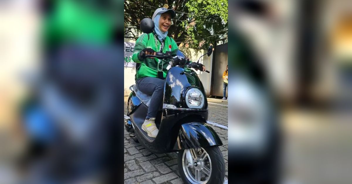 Menhub Klaim Pendapatan Pengemudi Ojol Naik Berkat Motor Listrik