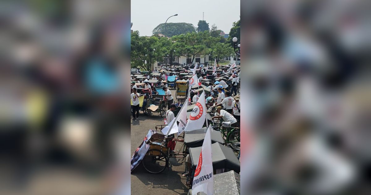 Cara Unik Ratusan Tukang Becak di Bogor Dukung Ganjar Lewat Video Call