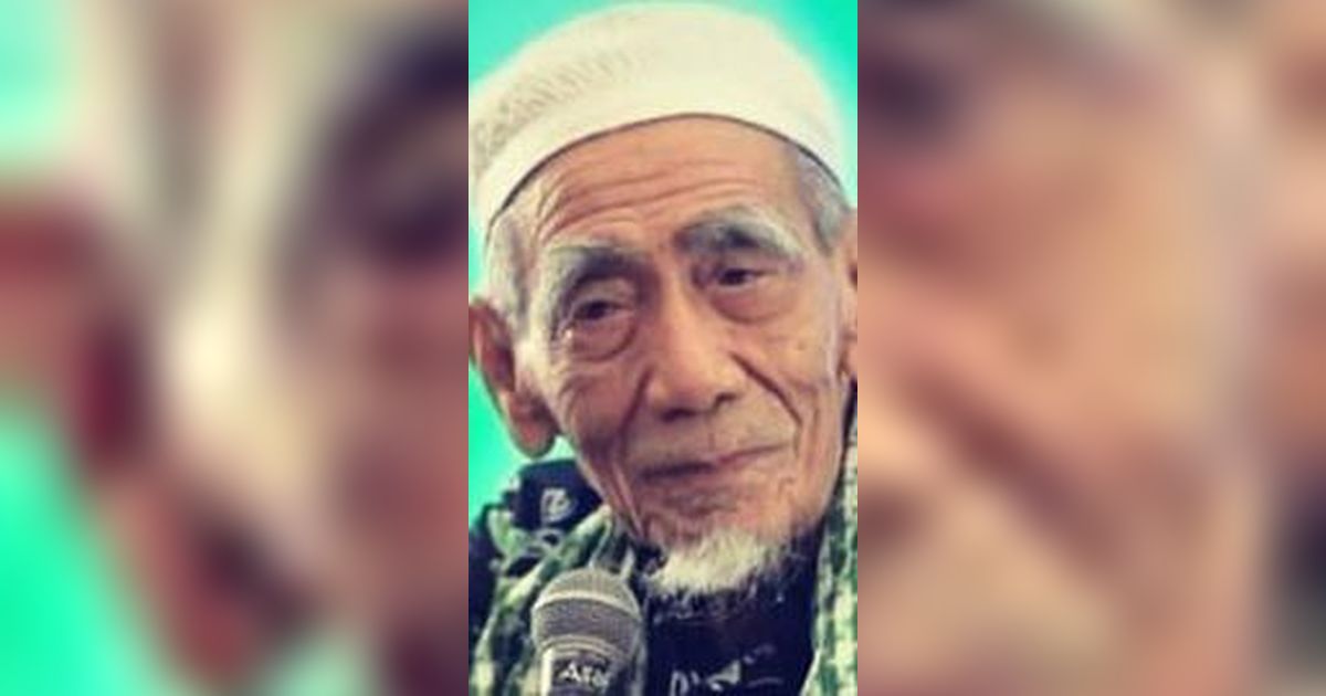 Kesaksian Penggali Kubur, Jasad KH Maimun Zubair Masih Utuh Padahal Sudah 4 Tahun Dimakamkan