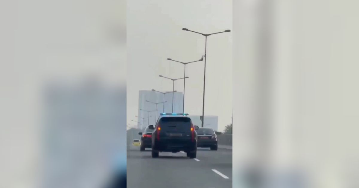 Viral Pajero Pelat Polisi Ugal-ugalan di Jalan Tol, Nyaris Senggol Mobil Lain