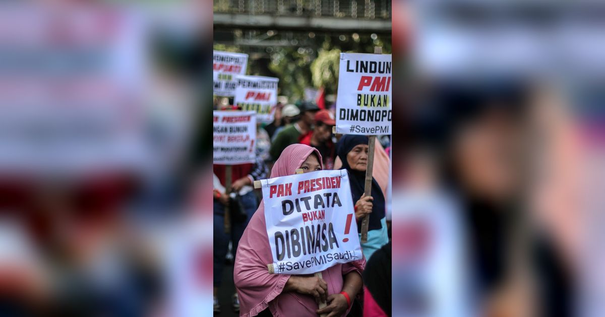 FOTO: Aksi Solidaritas Pekerja Migran Indonesia Padati Kawasan Patung Kuda Tuntut Perlindungan