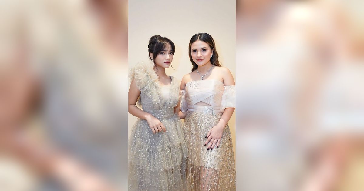 Satu Frame Bareng Marsha Aruan, Deretan Gaya Fuji Ini Tuai Pujian