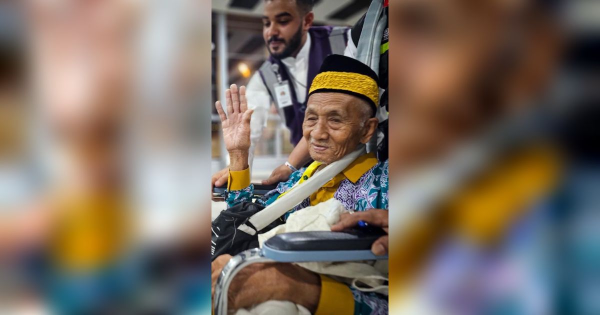 Kisah Mbah Harun Haji Tertua Indonesia 2023 selama di Tanah Suci, Akui Lemah di Depan Ka’bah