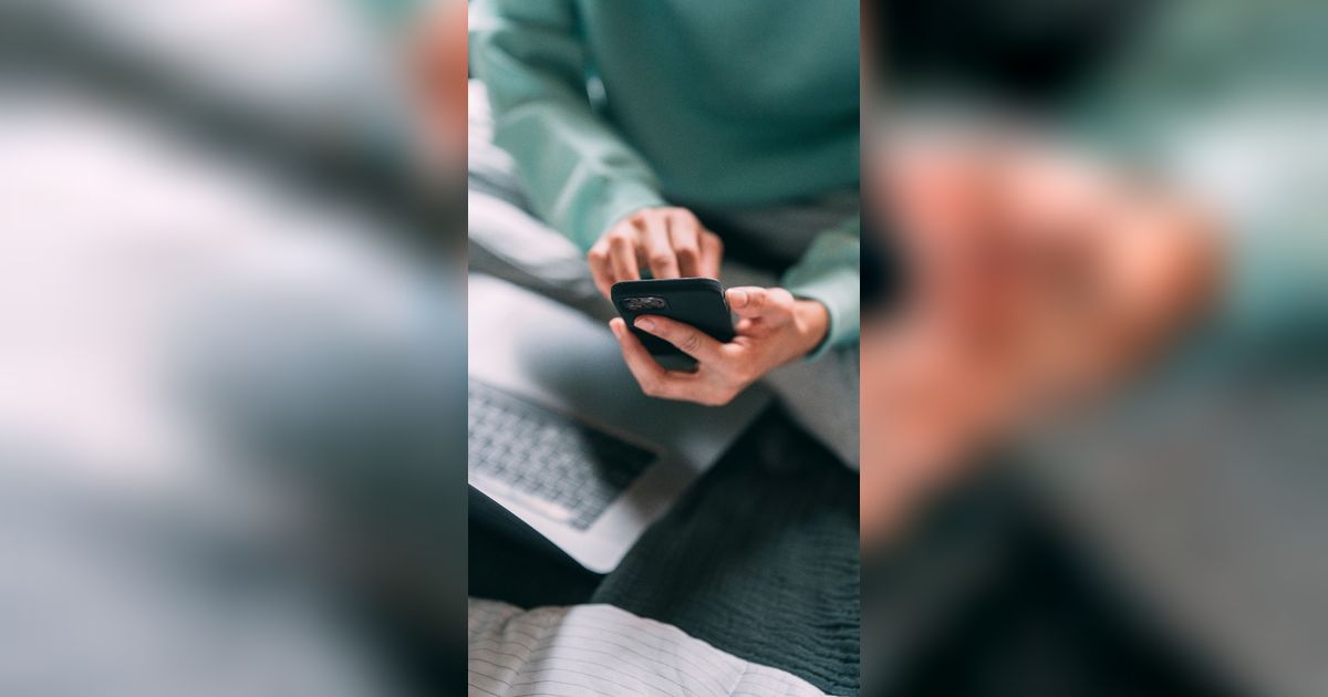 Kenali Apa Itu FOMO, Bahayanya bagi Kesehatan Mental dan Cara Menghindarinya
