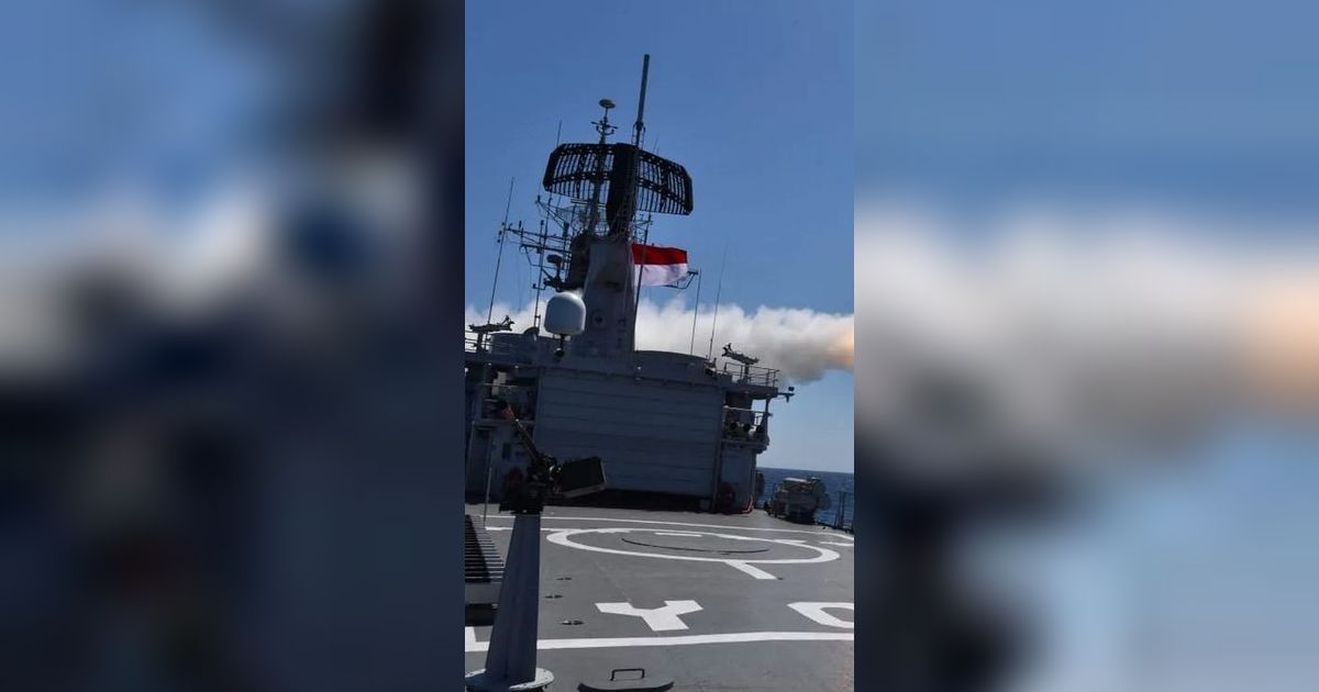 Empat Rudal TNI AL Meluncur Hancurkan Kapal saat Latgab, Ini Potrenya Disaksikan Panglima