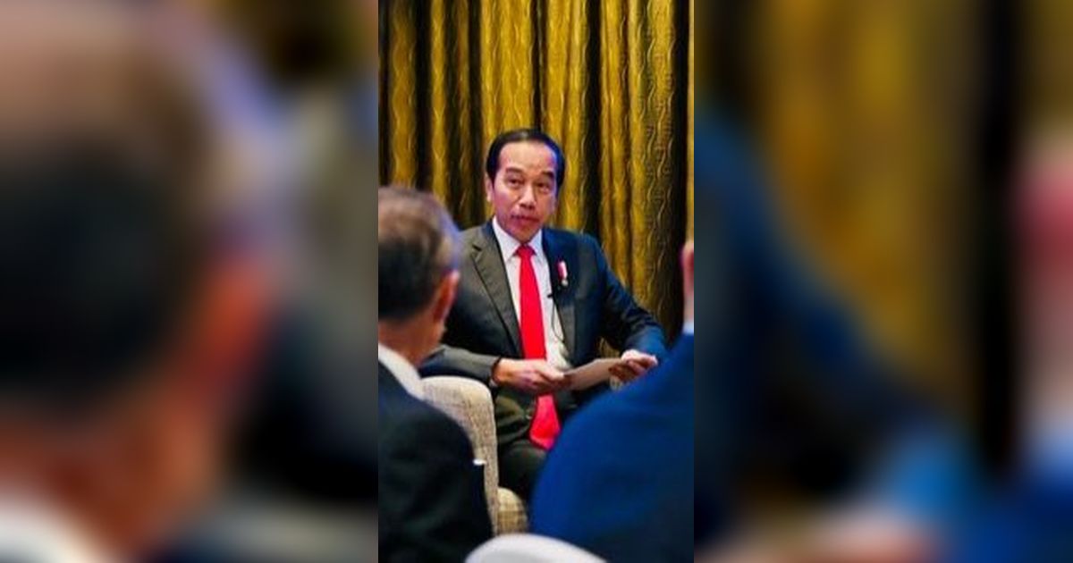 Bela Jokowi, Relawan Ganjar Beberkan Data Tangkis Pernyataan Rocky Gerung