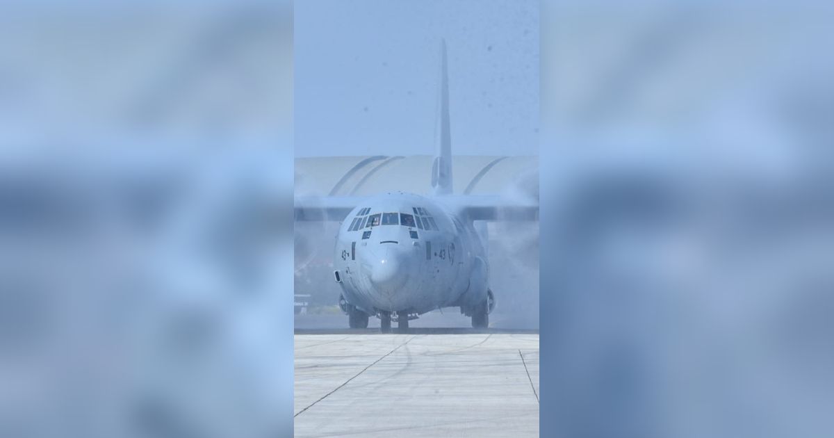 Pesawat C-130J Super Hercules Ketiga Mendarat di Indonesia Setelah 33 Jam Mengudara