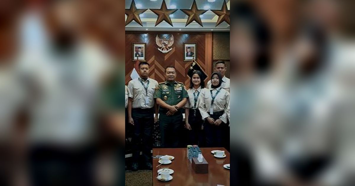 Di Depan Peserta Boot Camp TNI AD To Gen Z, Kasad Dudung Beri Pesan yang Mendalam 'Lupakan Masa Lalu'